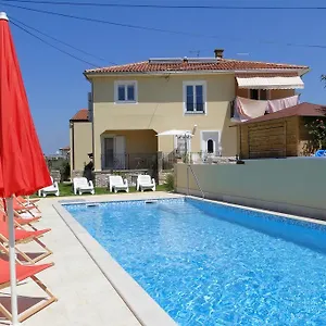 Ela Apartmán